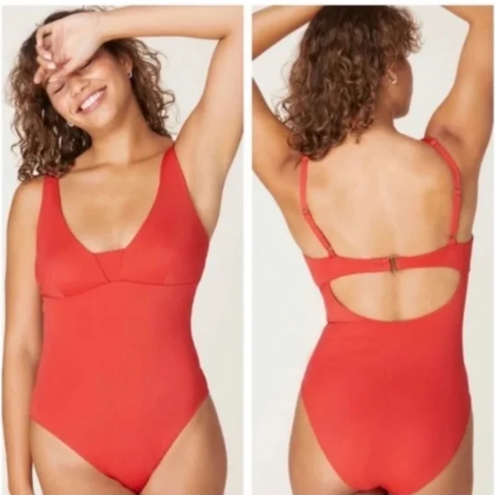 Andie Swim Tahiti One Piece in Chili Pepper, size Medium NWT